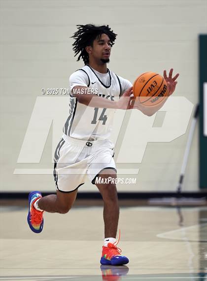 Thumbnail 1 in Charlotte Catholic @ Charlotte Country Day School photogallery.