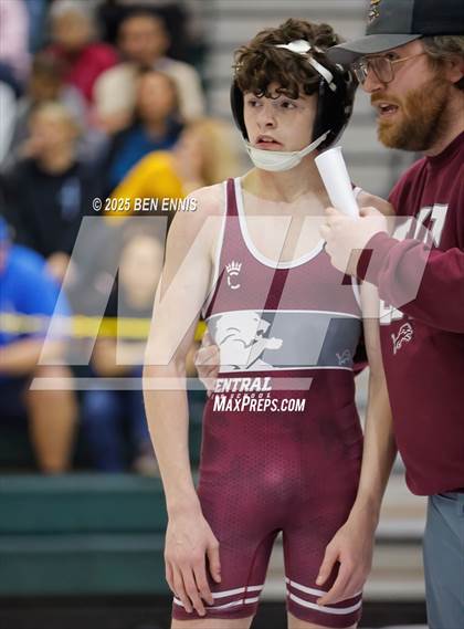 Thumbnail 3 in Cass vs. Central (GHSA 4A Dual Semifinal) photogallery.