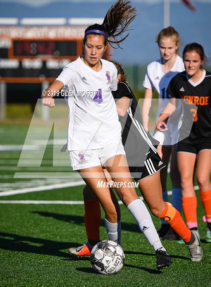 Thumbnail 1 in Issaquah @ Monroe (WIAA 4A District First Round Playoff) photogallery.