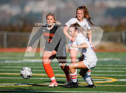 Thumbnail 3 in Issaquah @ Monroe (WIAA 4A District First Round Playoff) photogallery.