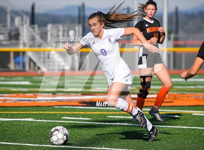Thumbnail 1 in Issaquah @ Monroe (WIAA 4A District First Round Playoff) photogallery.