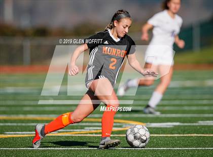 Thumbnail 2 in Issaquah @ Monroe (WIAA 4A District First Round Playoff) photogallery.