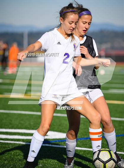 Thumbnail 3 in Issaquah @ Monroe (WIAA 4A District First Round Playoff) photogallery.