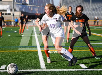 Thumbnail 3 in Issaquah @ Monroe (WIAA 4A District First Round Playoff) photogallery.