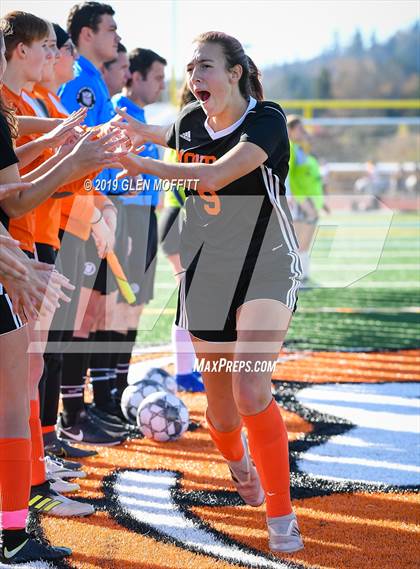 Thumbnail 3 in Issaquah @ Monroe (WIAA 4A District First Round Playoff) photogallery.