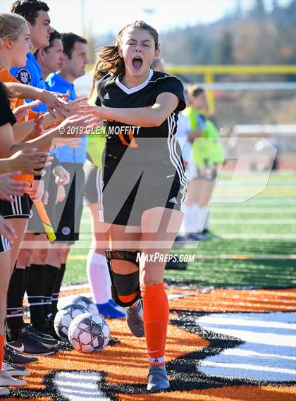 Thumbnail 2 in Issaquah @ Monroe (WIAA 4A District First Round Playoff) photogallery.