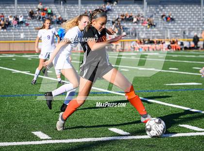 Thumbnail 1 in Issaquah @ Monroe (WIAA 4A District First Round Playoff) photogallery.