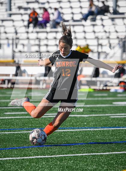 Thumbnail 2 in Issaquah @ Monroe (WIAA 4A District First Round Playoff) photogallery.