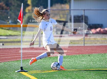Thumbnail 3 in Issaquah @ Monroe (WIAA 4A District First Round Playoff) photogallery.