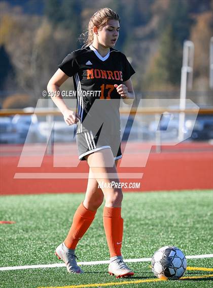 Thumbnail 2 in Issaquah @ Monroe (WIAA 4A District First Round Playoff) photogallery.