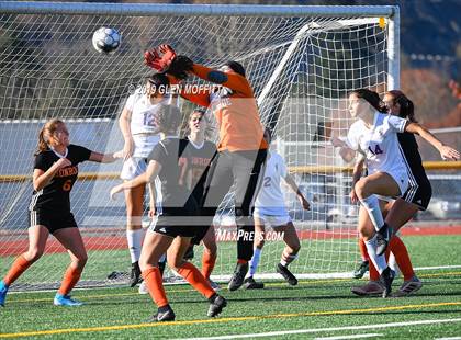 Thumbnail 1 in Issaquah @ Monroe (WIAA 4A District First Round Playoff) photogallery.