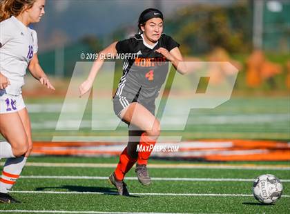 Thumbnail 1 in Issaquah @ Monroe (WIAA 4A District First Round Playoff) photogallery.