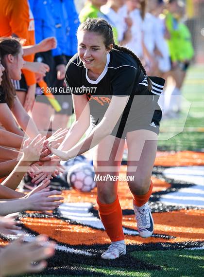 Thumbnail 2 in Issaquah @ Monroe (WIAA 4A District First Round Playoff) photogallery.