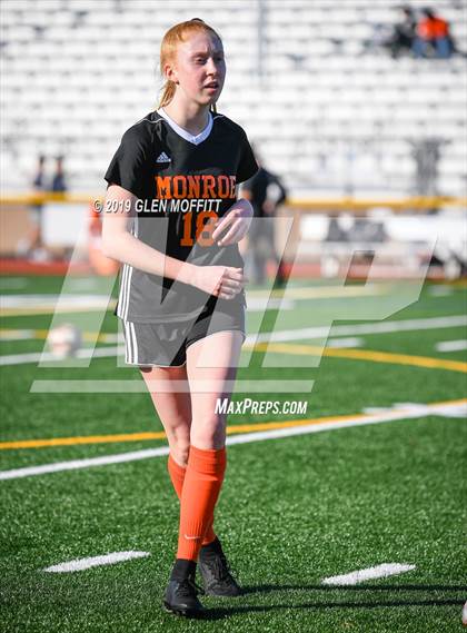 Thumbnail 3 in Issaquah @ Monroe (WIAA 4A District First Round Playoff) photogallery.