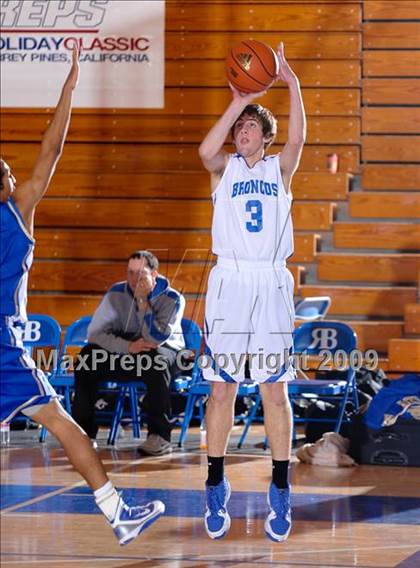 Thumbnail 1 in Rancho Bernardo vs Santa Margarita (MaxPreps Holiday Classic) photogallery.
