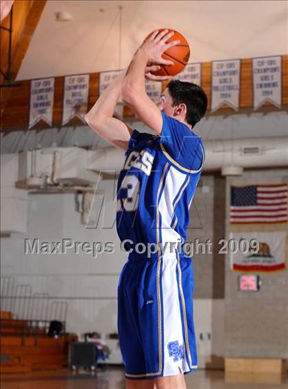 Thumbnail 3 in Rancho Bernardo vs Santa Margarita (MaxPreps Holiday Classic) photogallery.