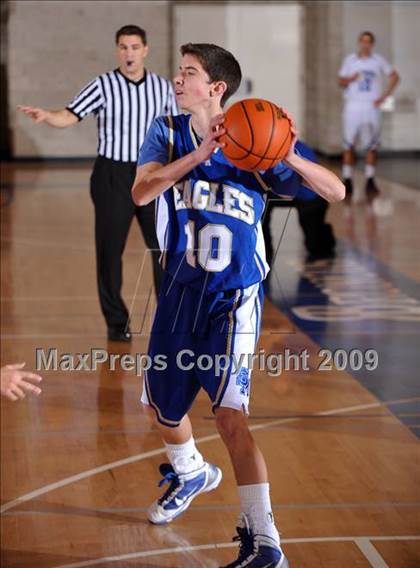 Thumbnail 3 in Rancho Bernardo vs Santa Margarita (MaxPreps Holiday Classic) photogallery.