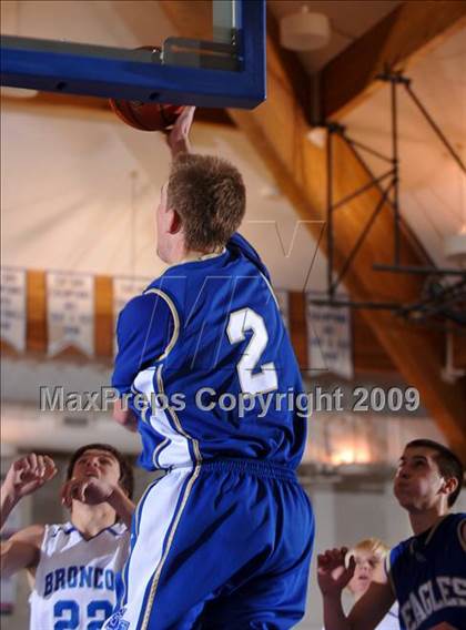 Thumbnail 3 in Rancho Bernardo vs Santa Margarita (MaxPreps Holiday Classic) photogallery.