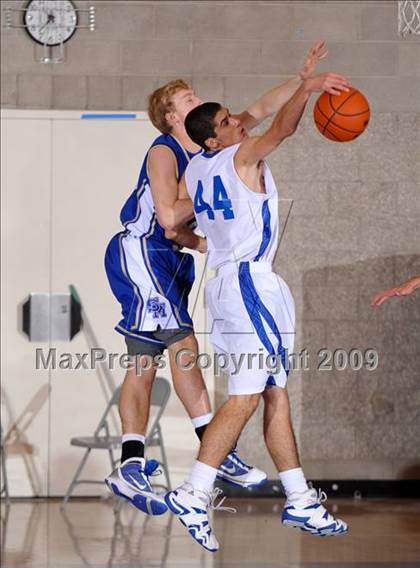 Thumbnail 2 in Rancho Bernardo vs Santa Margarita (MaxPreps Holiday Classic) photogallery.