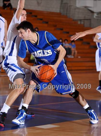Thumbnail 3 in Rancho Bernardo vs Santa Margarita (MaxPreps Holiday Classic) photogallery.