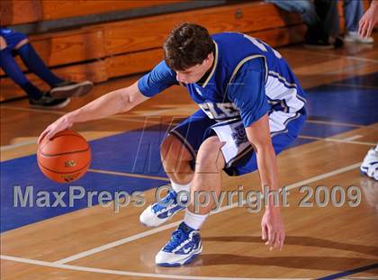 Thumbnail 3 in Rancho Bernardo vs Santa Margarita (MaxPreps Holiday Classic) photogallery.