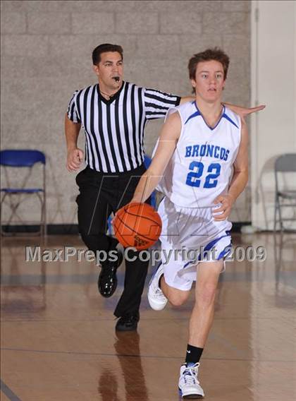 Thumbnail 2 in Rancho Bernardo vs Santa Margarita (MaxPreps Holiday Classic) photogallery.