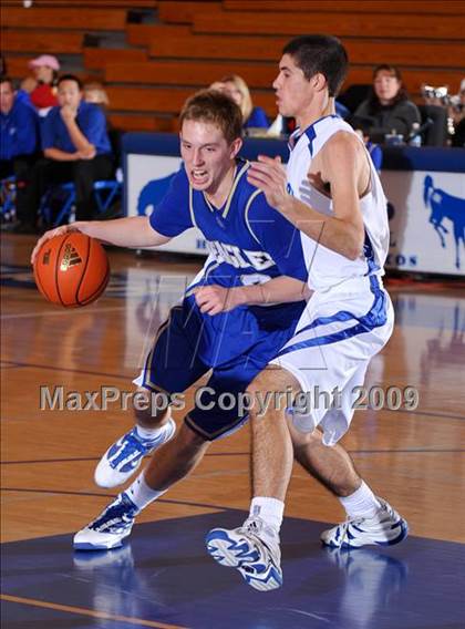 Thumbnail 1 in Rancho Bernardo vs Santa Margarita (MaxPreps Holiday Classic) photogallery.
