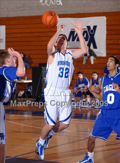 Thumbnail 1 in Rancho Bernardo vs Santa Margarita (MaxPreps Holiday Classic) photogallery.