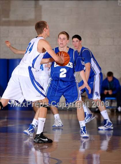 Thumbnail 3 in Rancho Bernardo vs Santa Margarita (MaxPreps Holiday Classic) photogallery.