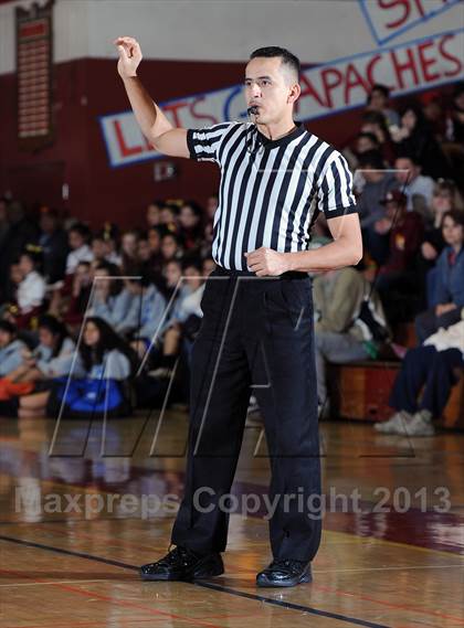 Thumbnail 3 in Arcadia vs. Burbank photogallery.