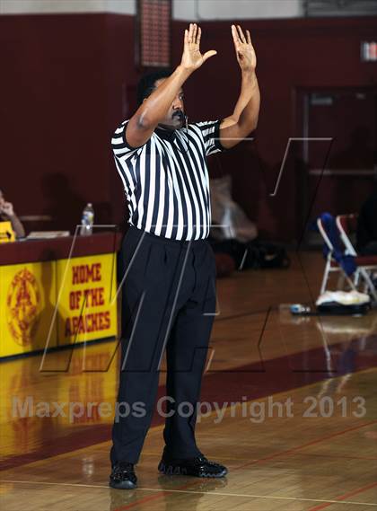 Thumbnail 1 in Arcadia vs. Burbank photogallery.