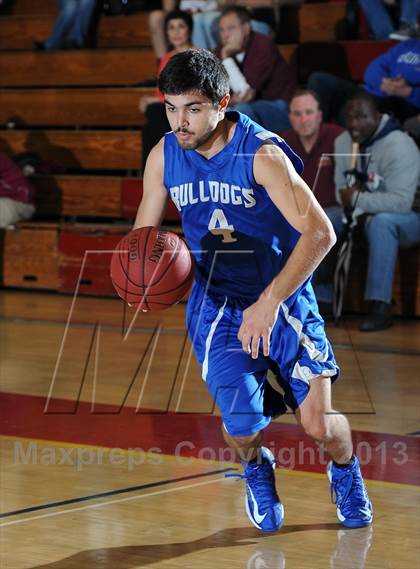 Thumbnail 2 in Arcadia vs. Burbank photogallery.