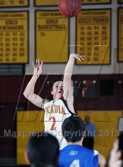 Thumbnail 3 in Arcadia vs. Burbank photogallery.