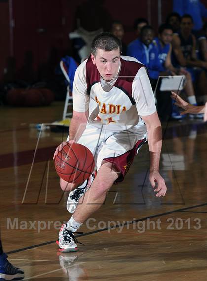 Thumbnail 1 in Arcadia vs. Burbank photogallery.