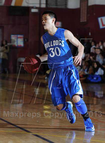 Thumbnail 2 in Arcadia vs. Burbank photogallery.