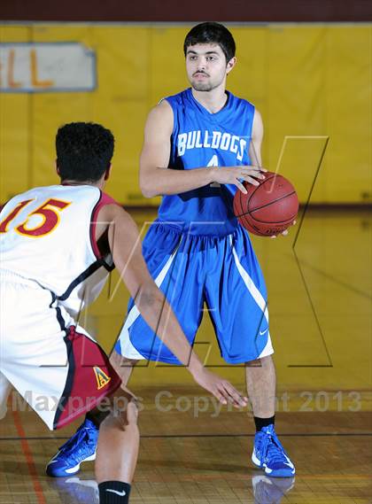 Thumbnail 2 in Arcadia vs. Burbank photogallery.