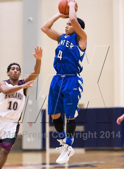 Thumbnail 2 in Lanier @ Highlands photogallery.