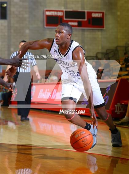 Thumbnail 1 in Foothills Christian vs. Orange Lutheran (Nike Extravaganza) photogallery.