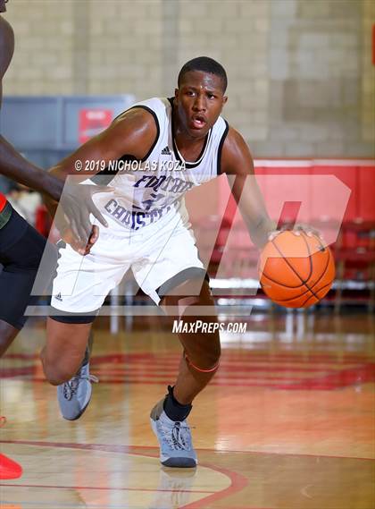 Thumbnail 2 in Foothills Christian vs. Orange Lutheran (Nike Extravaganza) photogallery.