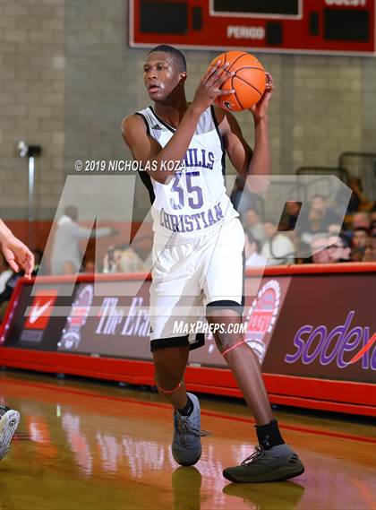 Thumbnail 3 in Foothills Christian vs. Orange Lutheran (Nike Extravaganza) photogallery.