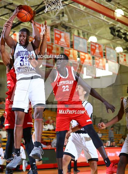 Thumbnail 3 in Foothills Christian vs. Orange Lutheran (Nike Extravaganza) photogallery.
