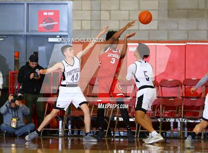 Thumbnail 2 in Foothills Christian vs. Orange Lutheran (Nike Extravaganza) photogallery.