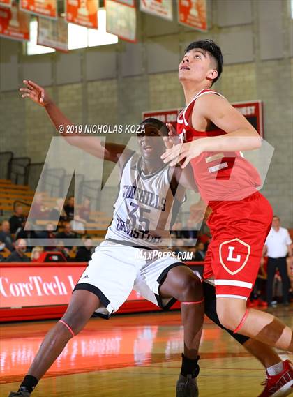 Thumbnail 3 in Foothills Christian vs. Orange Lutheran (Nike Extravaganza) photogallery.