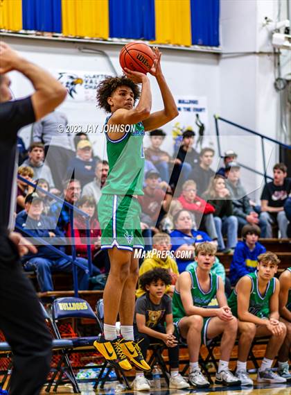 Thumbnail 3 in Branson vs. Salesian College Preparatory (Gridley Invitational) photogallery.