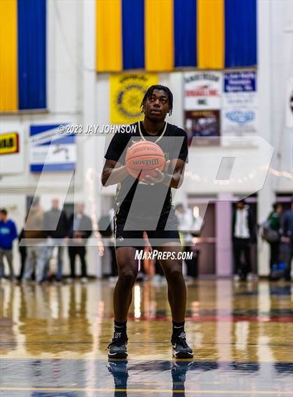 Thumbnail 3 in Branson vs. Salesian College Preparatory (Gridley Invitational) photogallery.