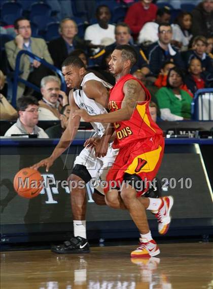 Thumbnail 3 in Butler vs Yates (T-Mobile Invitational) photogallery.