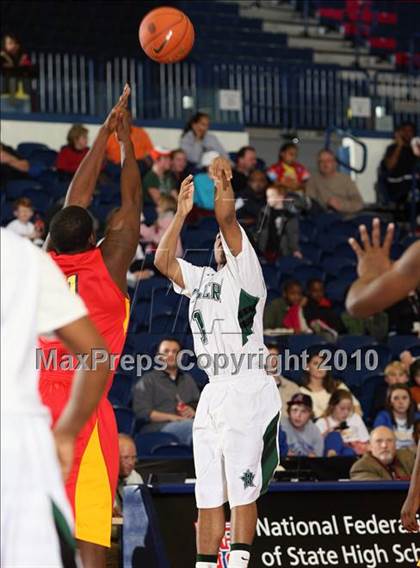 Thumbnail 3 in Butler vs Yates (T-Mobile Invitational) photogallery.