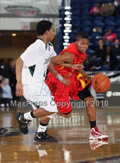 Thumbnail 1 in Butler vs Yates (T-Mobile Invitational) photogallery.