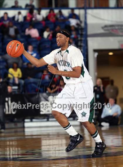 Thumbnail 2 in Butler vs Yates (T-Mobile Invitational) photogallery.