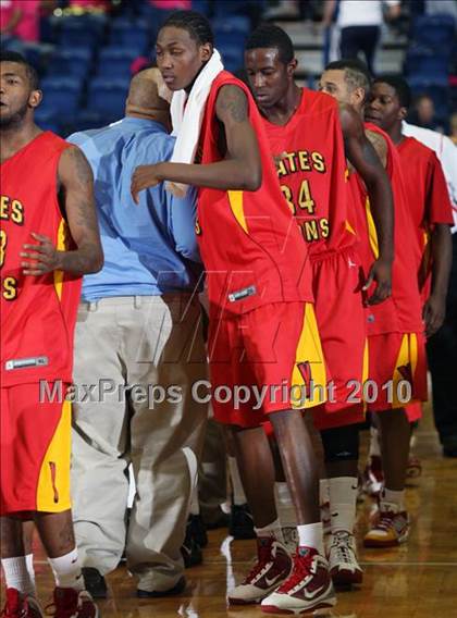 Thumbnail 3 in Butler vs Yates (T-Mobile Invitational) photogallery.